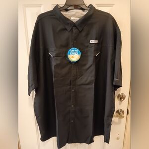 Columbia Men's Black Casual Button Down Shirt